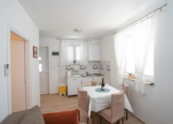 Pavlakovic Apartament Sveti Filip i Jakov